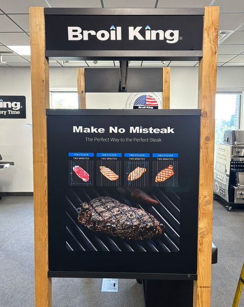 Backlit SEG display graphic in a retail environment